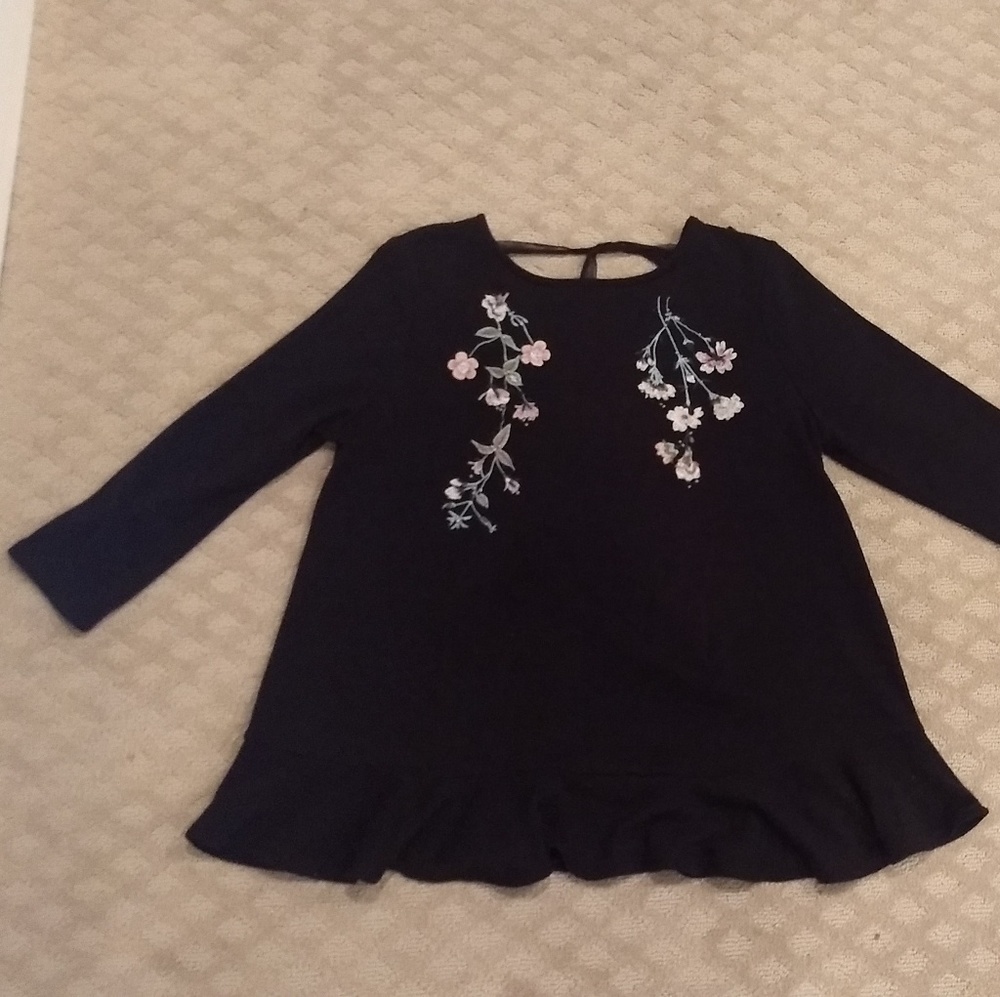 Black floral lightweight sweater